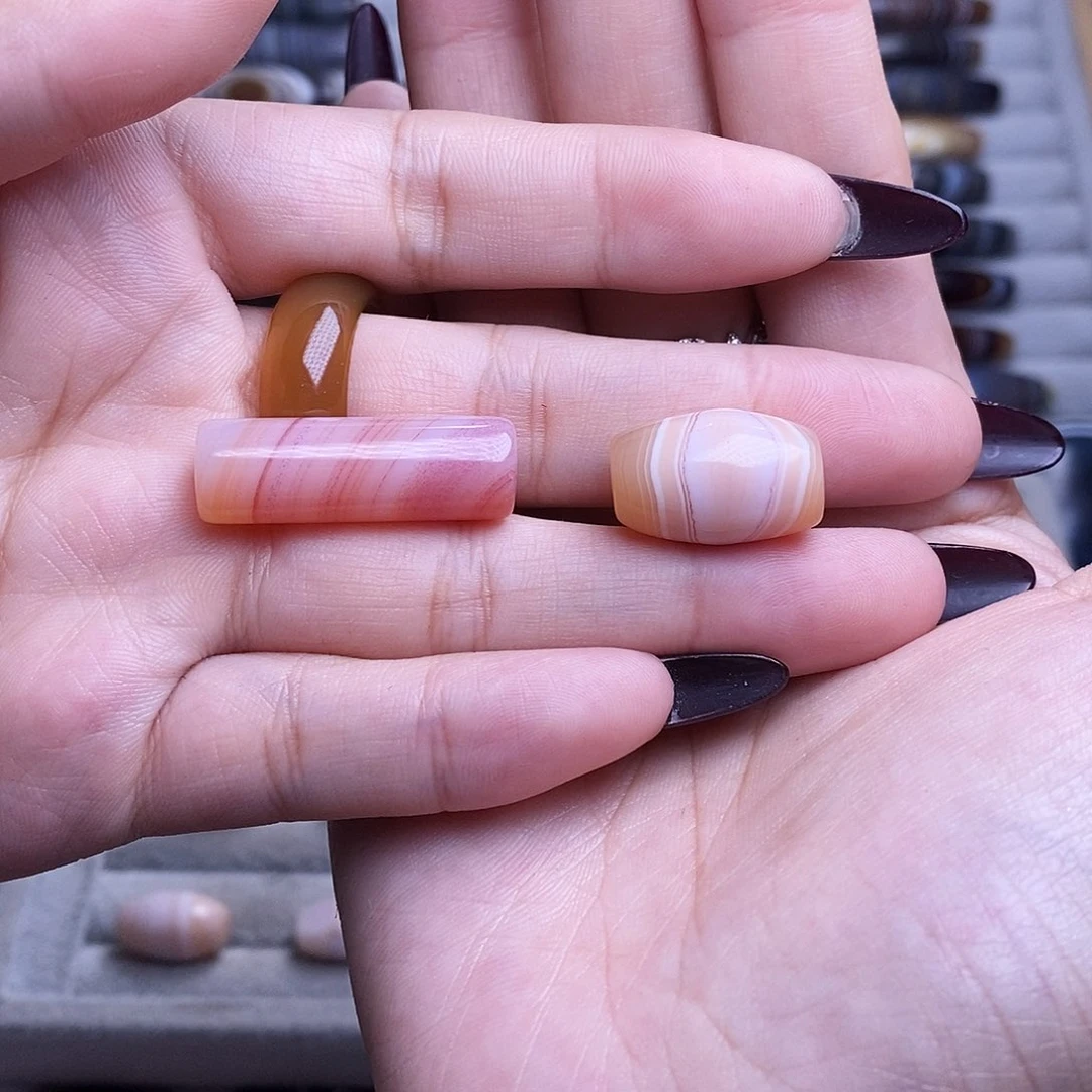 未镶嵌颈饰玛瑙/玉髓沙*萝