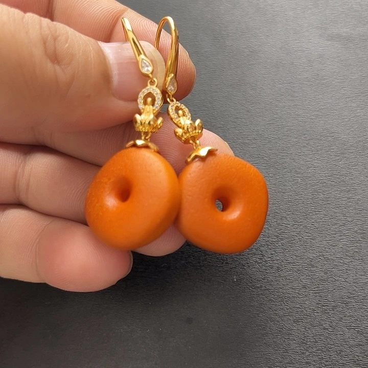 琥珀未镶嵌裸石耳坠