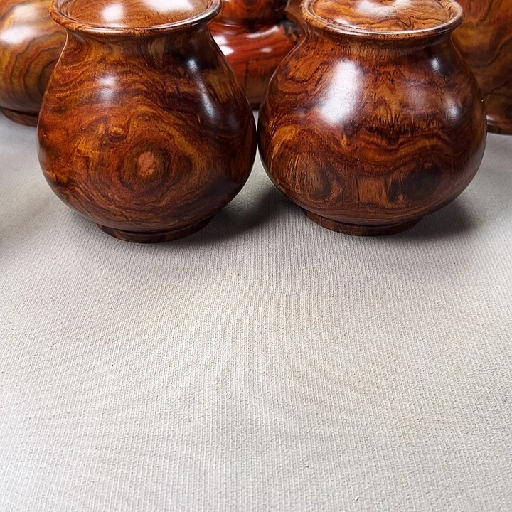 卢*丰越南黄花梨茶叶罐一对