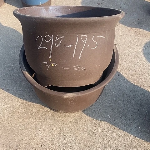 中国宜兴紫砂花盆