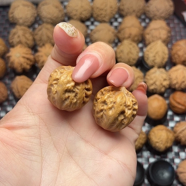 丛***鹿文玩核桃吊坠文玩核桃