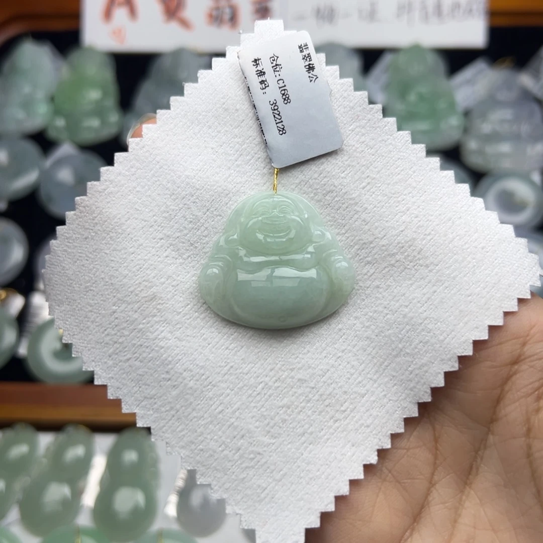 颈饰未镶嵌翡翠佛公