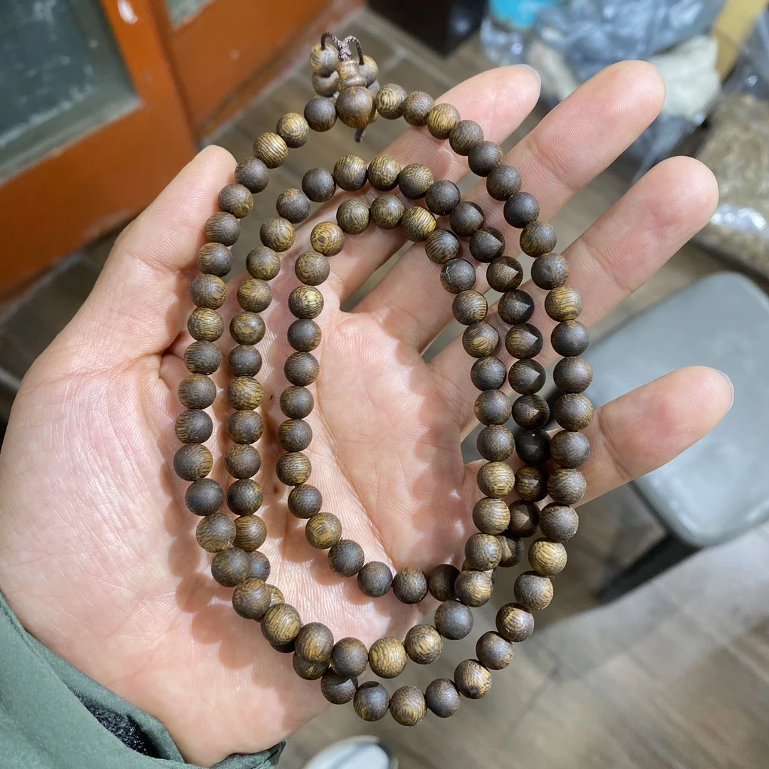 【佳哥推荐】J21919-海南莺歌绿奇楠99沉多圈手串-7mm