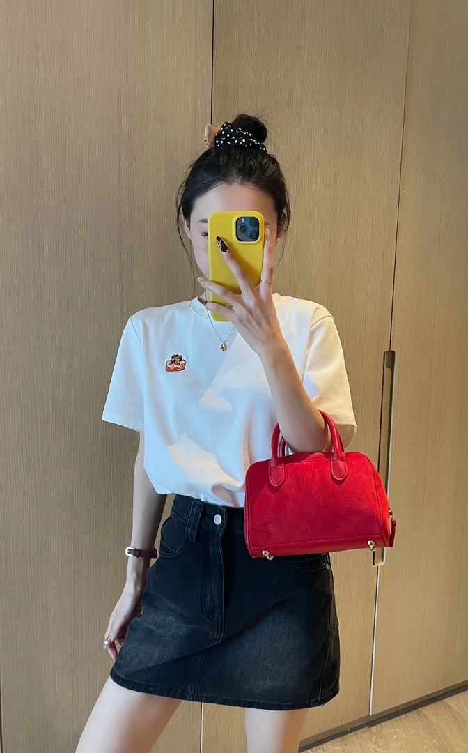 【肉总】新款前后工艺卡通短袖上衣 8608