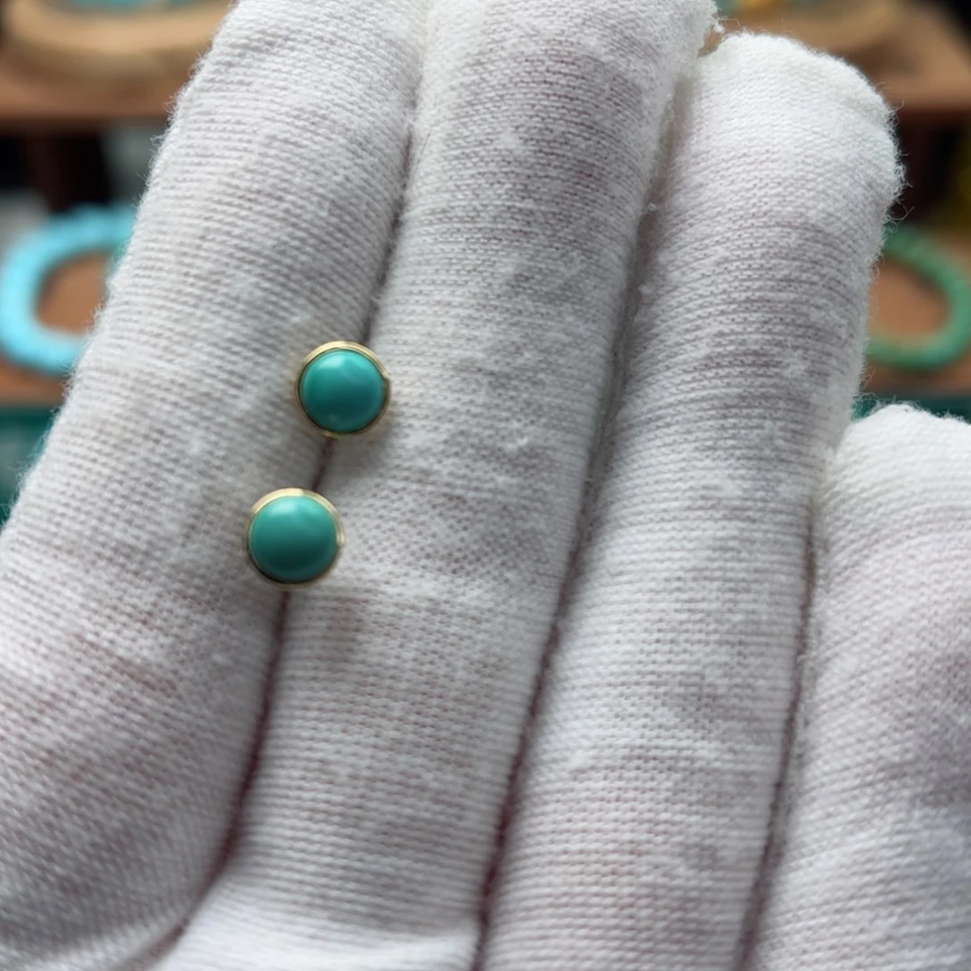 18K金镶嵌绿松石尺寸5.9