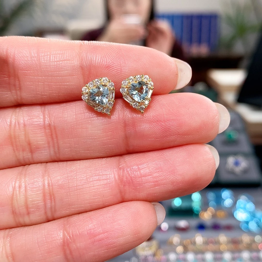 银S925镶嵌海蓝宝石耳钉爱心耳钉