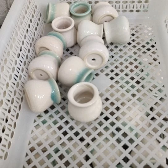 微瑕陶瓷盆满12包邮