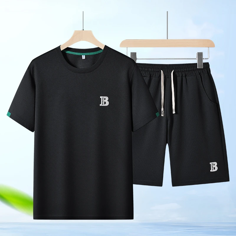 夏季新款运动休闲套装男大码宽松版潮牌圆领T恤短裤男帅气两件套
