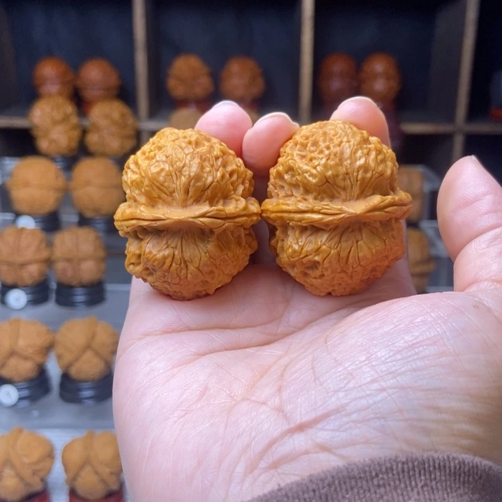 文玩核桃吊坠31芙蓉绣球