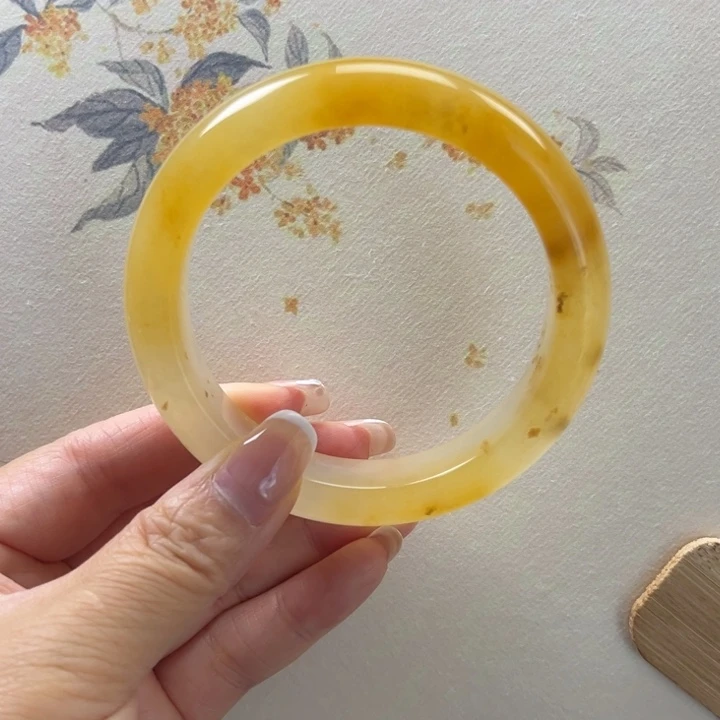 蔷***薇石英质玉未镶嵌手镯59-60