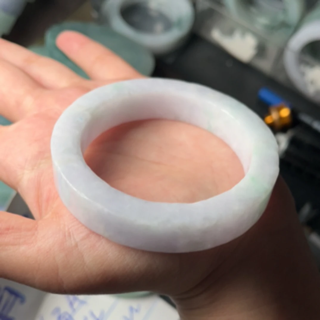 缅甸天然A货手镯定制