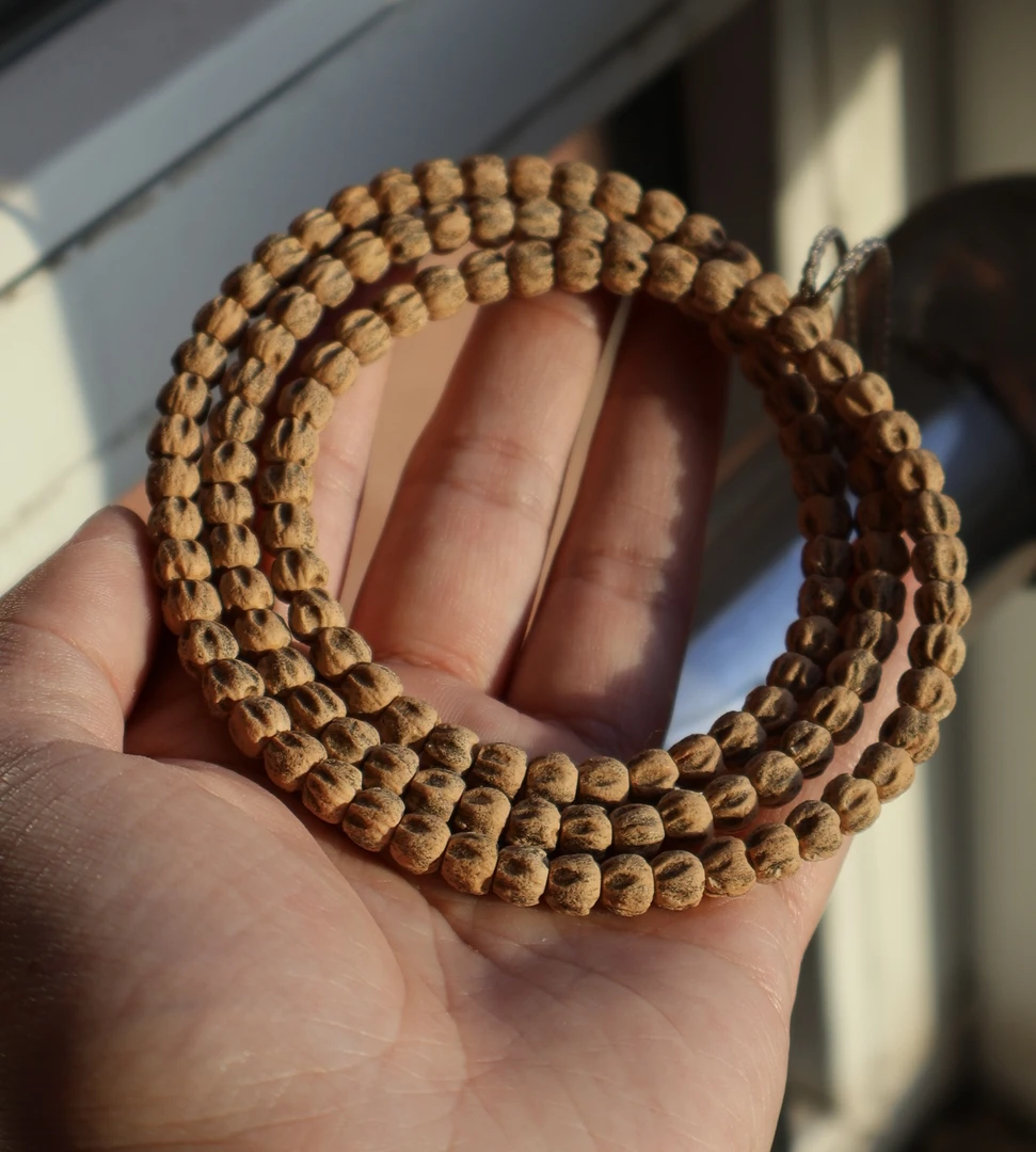 【瑾轩】鳞甲系列，莲花棱鬼，柏香籽念珠108，尺寸6.5+mm