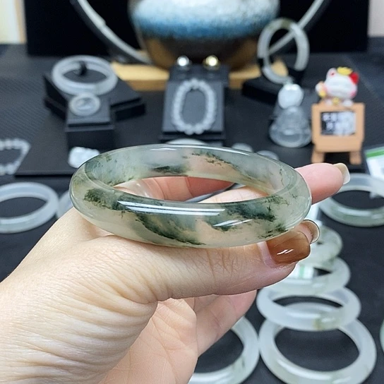 石英质玉（金丝玉）未镶嵌手镯