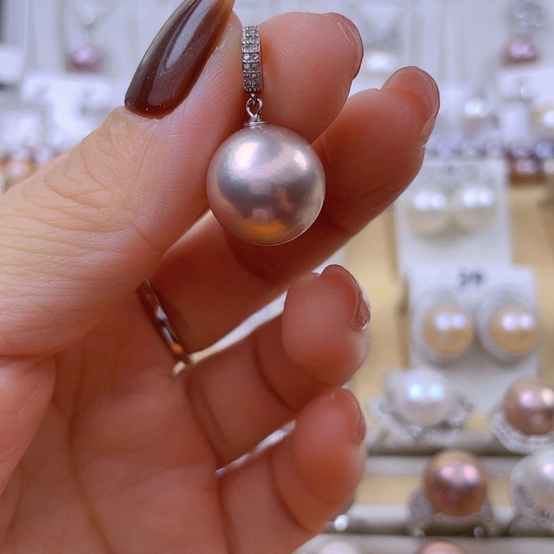 淡水珍珠吊坠(赠链)银S925镶嵌