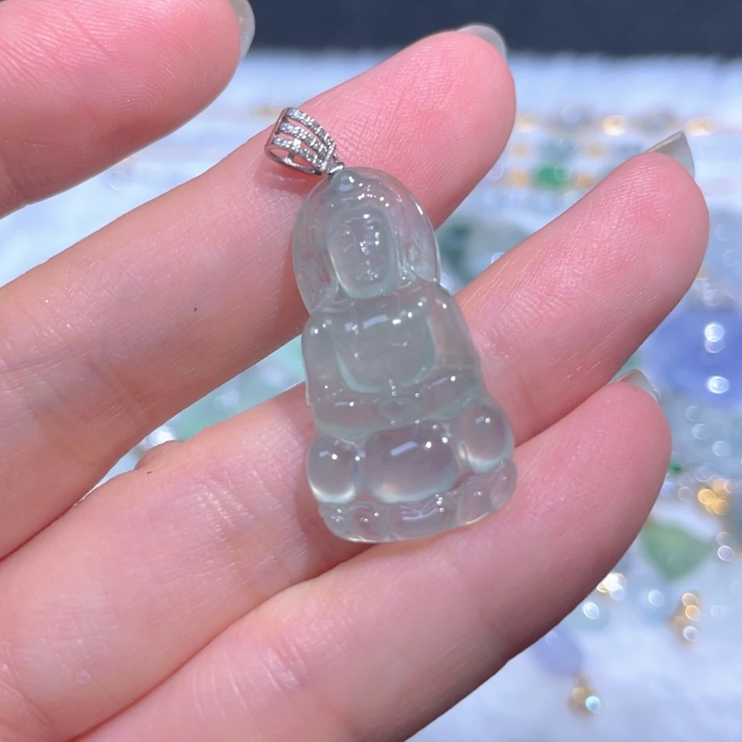 翡翠18K金镶嵌颈饰翡翠