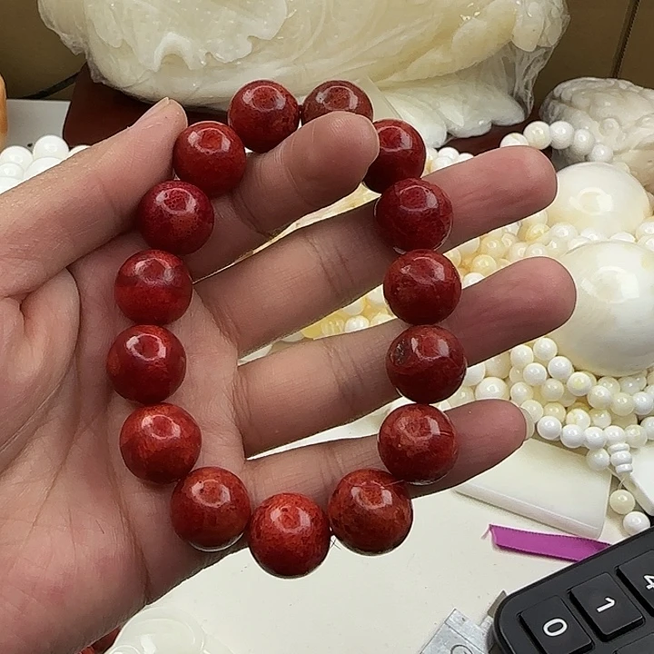 凤****大果紫檀（缅甸花梨）红1.5手串30号