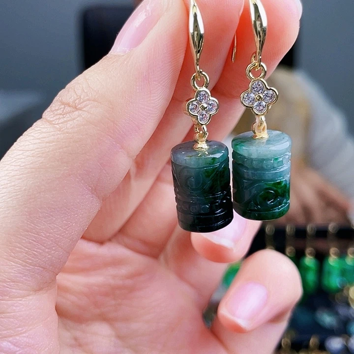 翡翠耳饰未镶嵌饰品