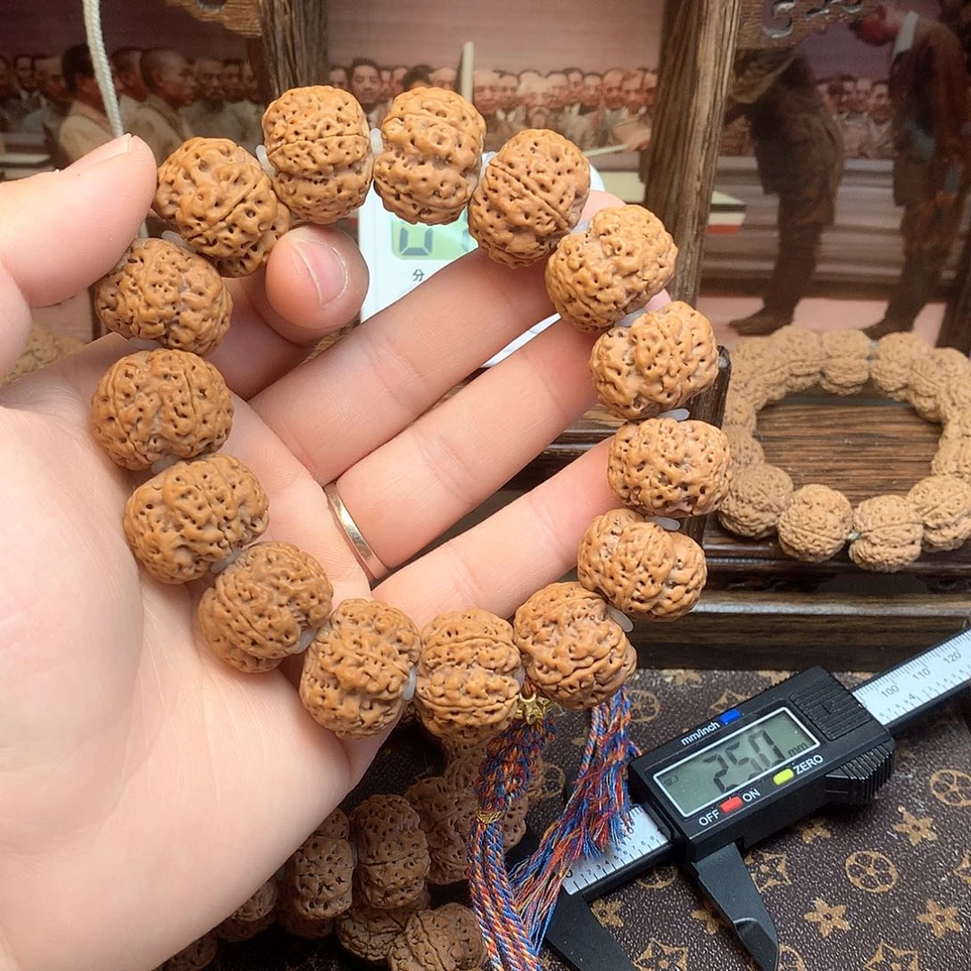 金刚菩提吊坠川***诗16。