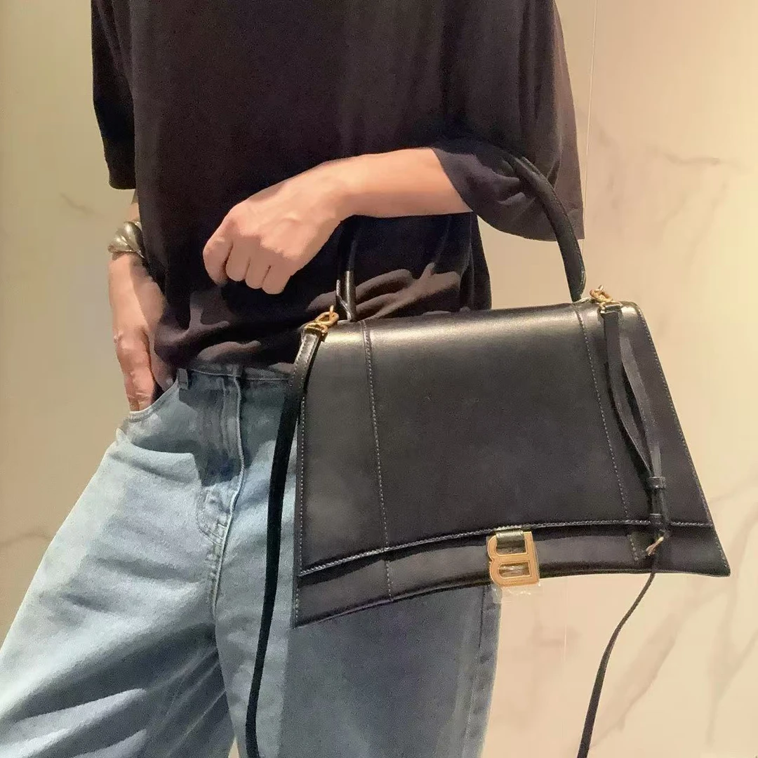 95新 Balenciaga/巴黎世家 【蕾】 80 0774 黑色沙漏单肩包