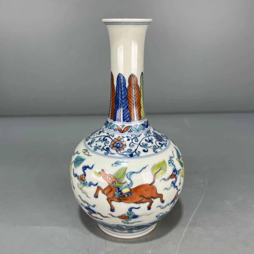 当代仿制 仿古大明成化年制青花斗彩天马纹赏瓶