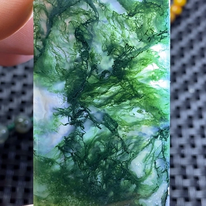 玛瑙/玉髓颈饰未镶嵌佛****地