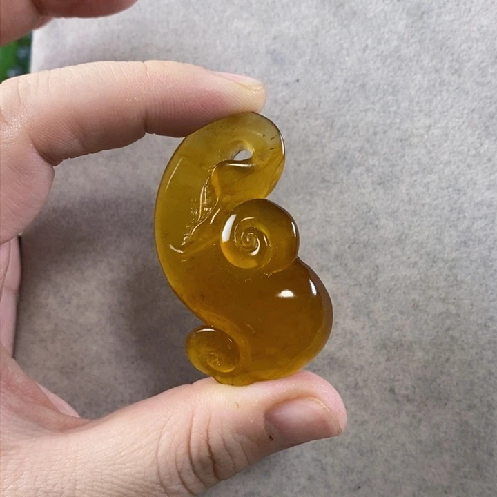 未镶嵌岫玉挂件吊坠