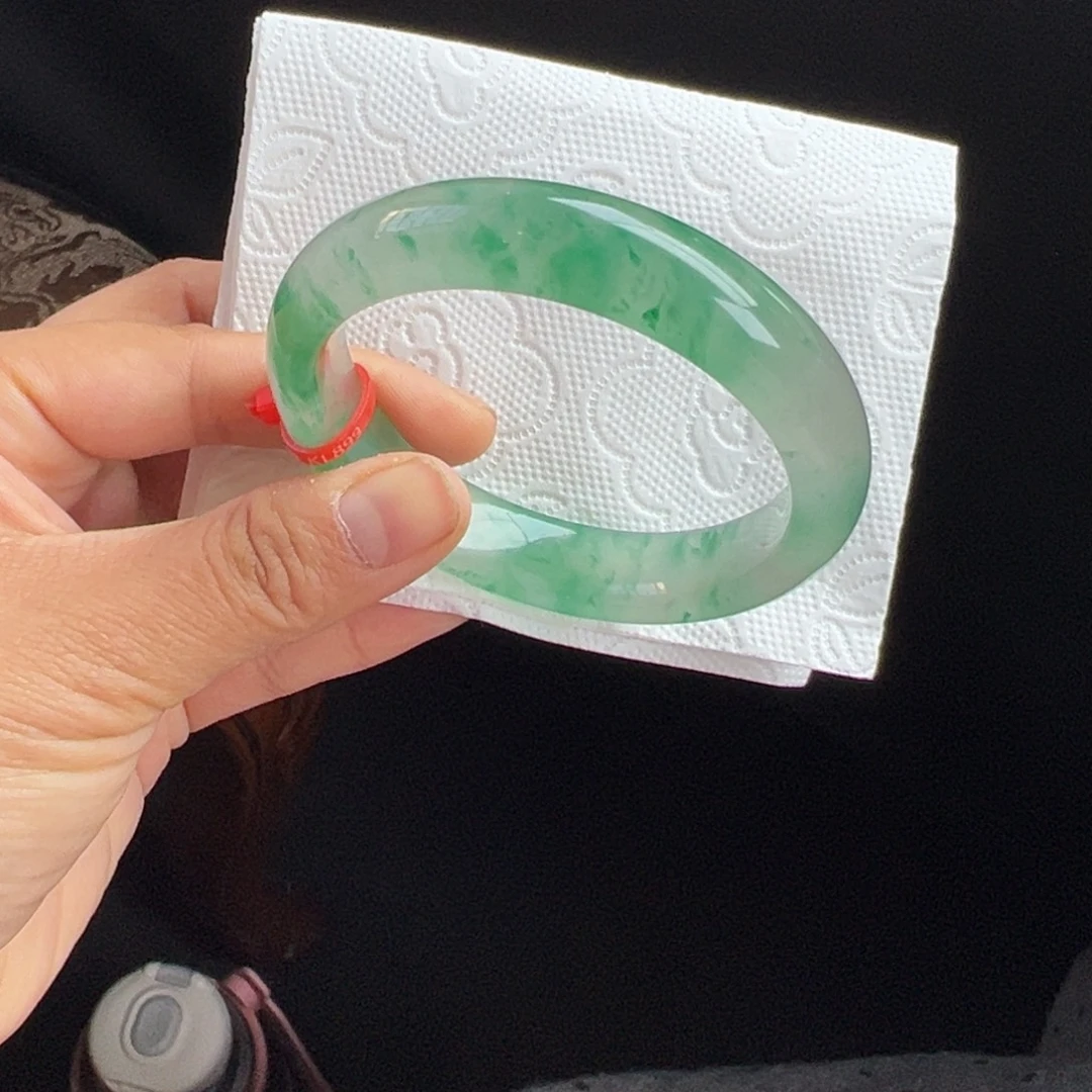 石英质玉未镶嵌手镯非洲翠5556