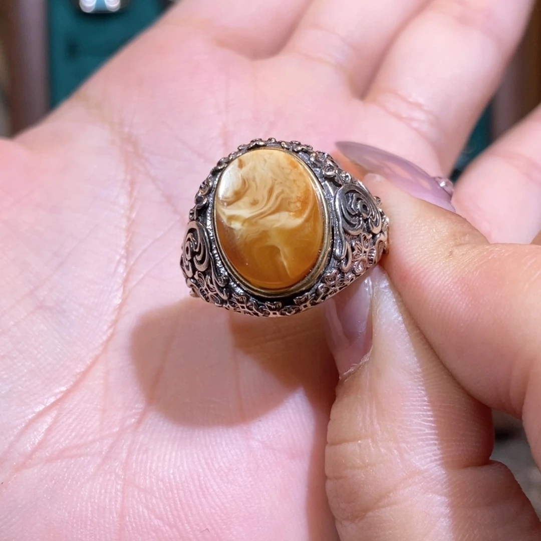 琥珀戒指银S925镶嵌L****看戒指