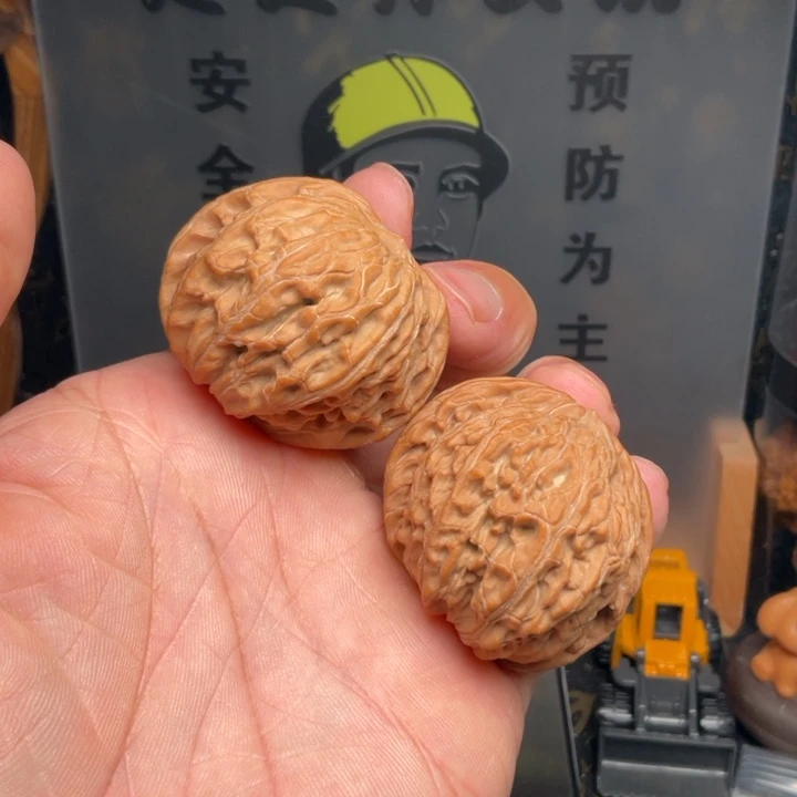 梁***来吊坠文玩核桃磨盘43全品