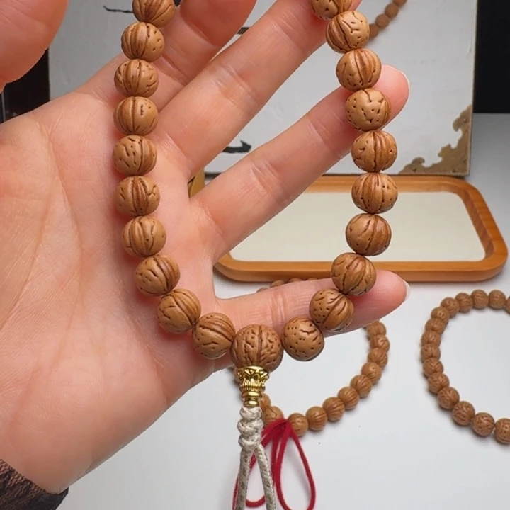 行***至桃核手串10➕肥脐手持