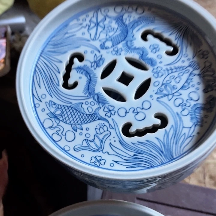 摆件景德镇高温陶瓷鱼藻纹