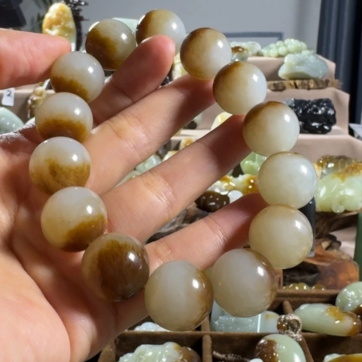 和田玉（糖玉）未镶嵌挂件