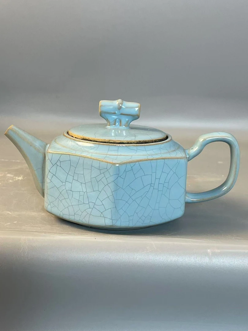 天青釉汝窑执壶一件