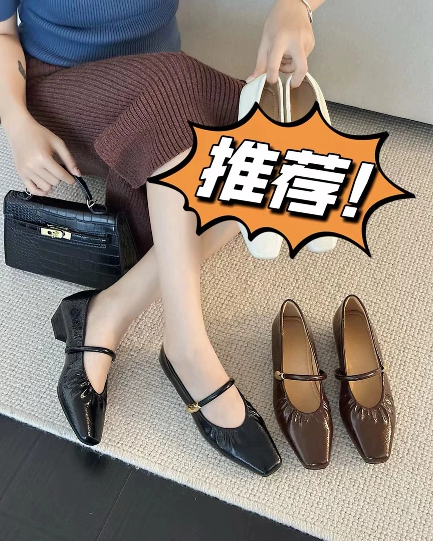 新品尝鲜价！软漆皮3cm方跟气质小单鞋T7596