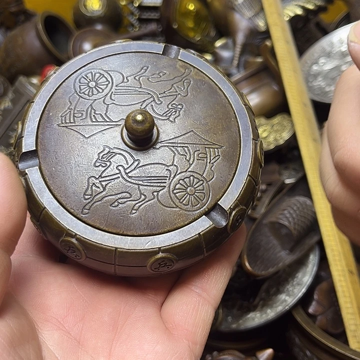 诚信经营精美铜器