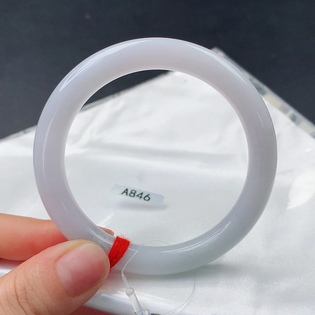 翡翠手镯未镶嵌37圆53