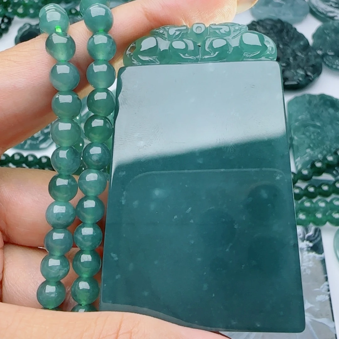 颈饰未镶嵌翡翠多样性发货天然的A货翡翠