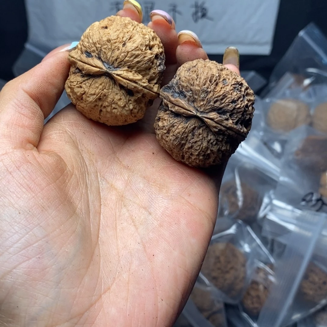 文玩核桃把件135号40mm