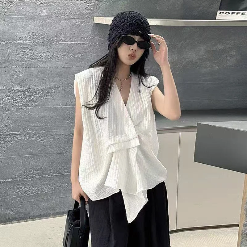 港风小众设计感压褶工艺马甲2025秋秋新款宽松不规则时尚无袖衬衫