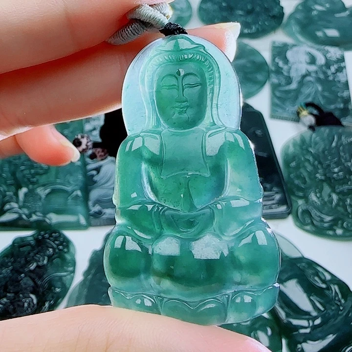 翡翠未镶嵌颈饰多样性发货天然的A货翡翠