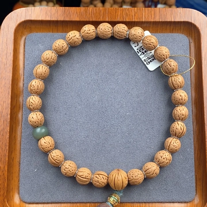 桃核手串小金豆0.95-1抛光尺寸误差0.5之间