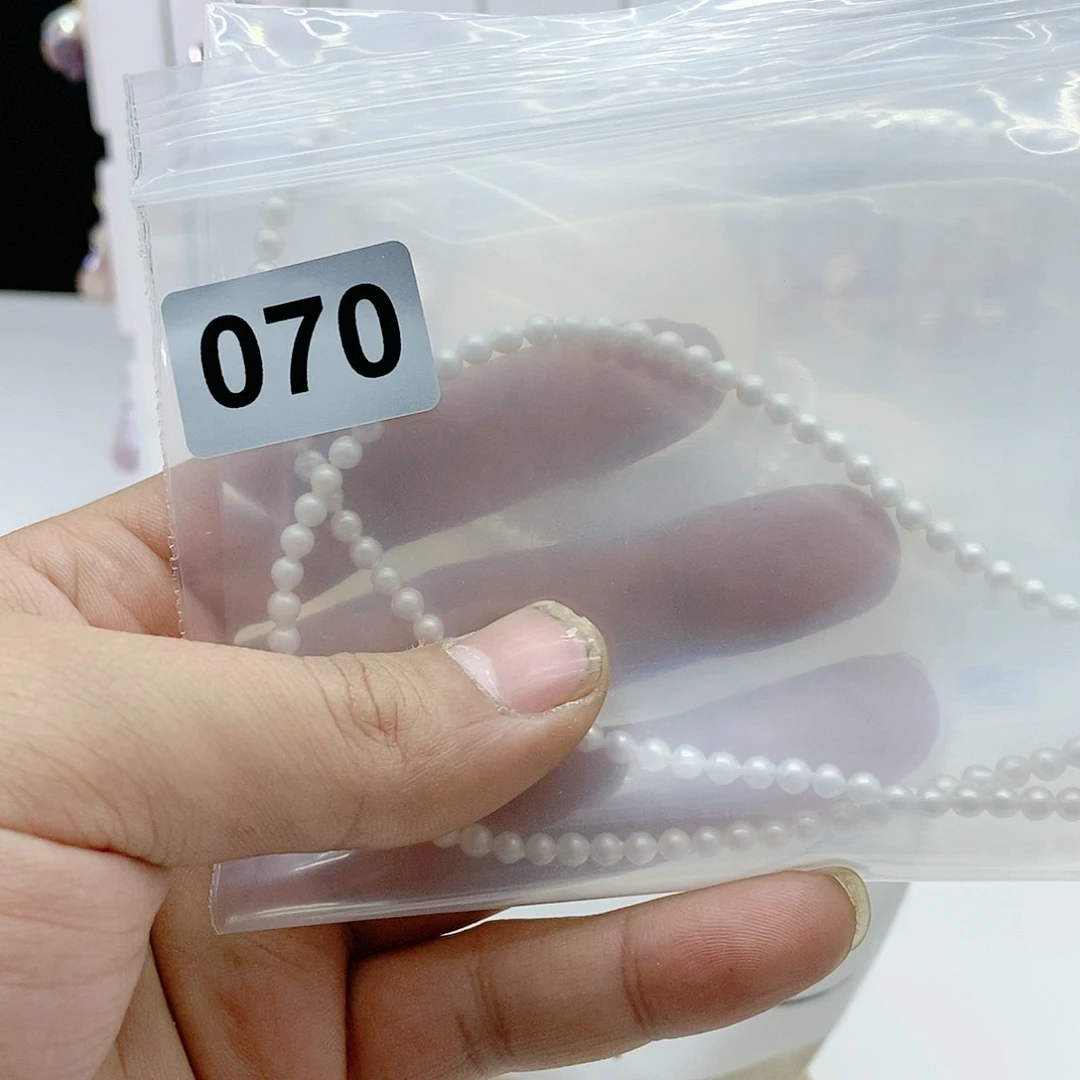 淡水珍珠颈饰合金