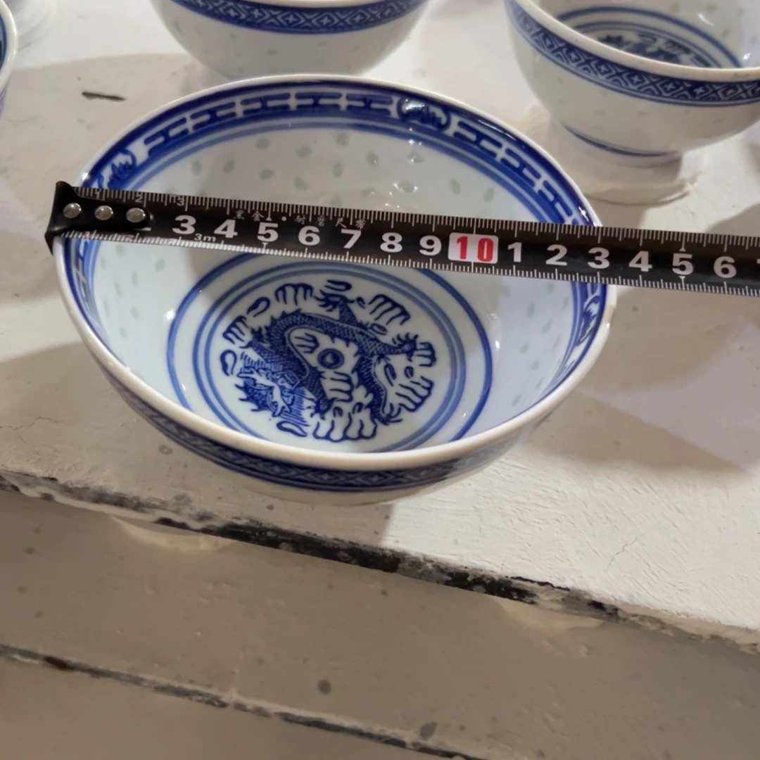 碗青花玲珑的5.5寸饭碗