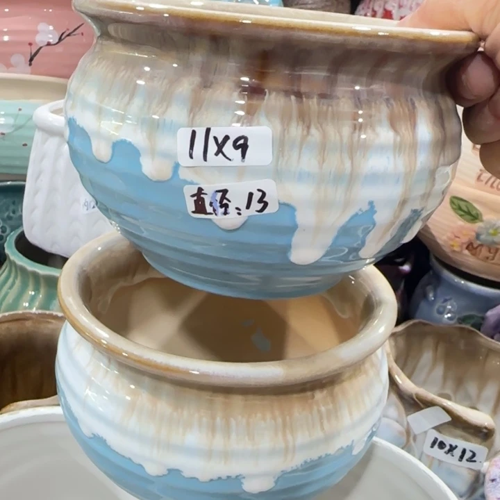 凑9块包邮，有孔，不清楚问客服