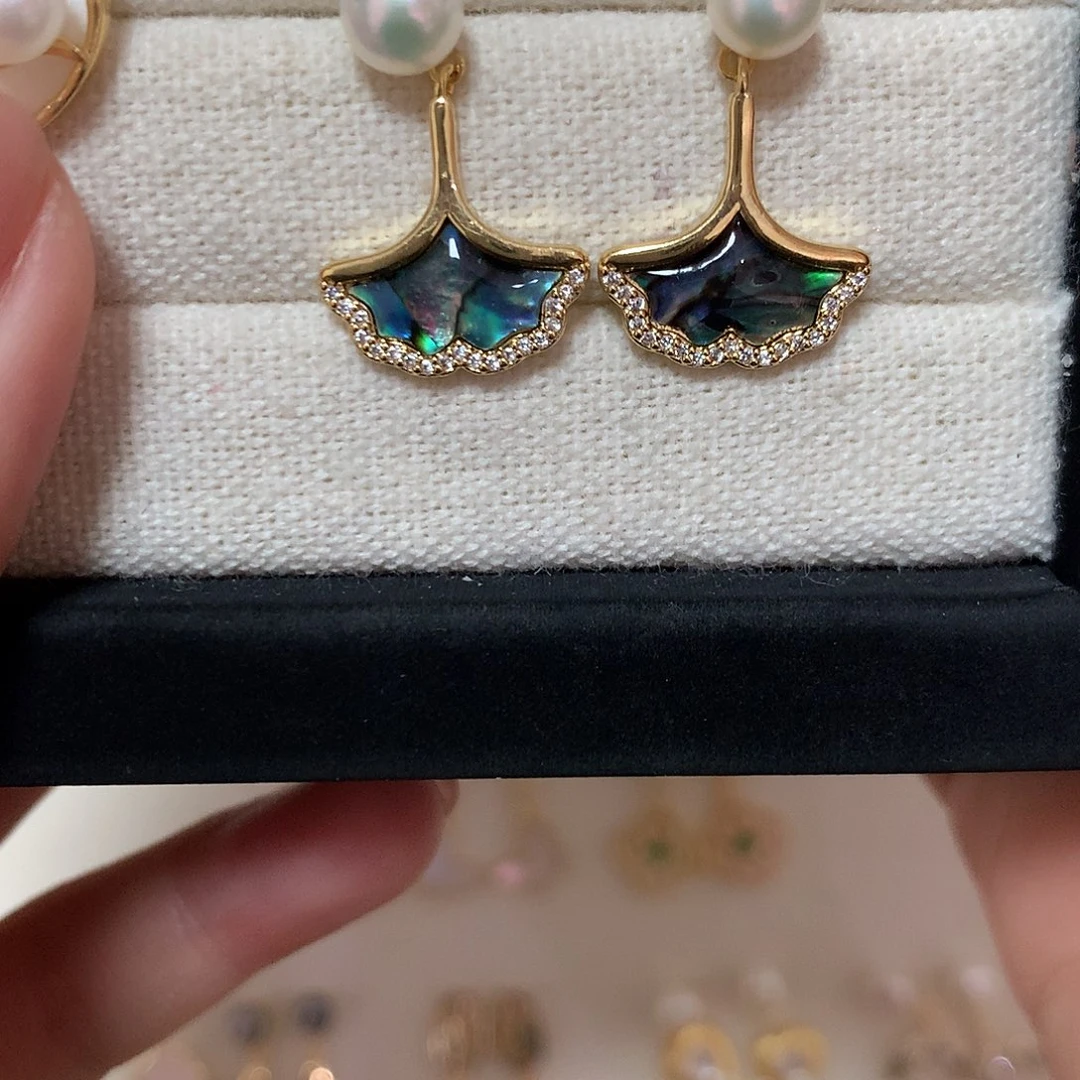 淡水珍珠耳饰合金