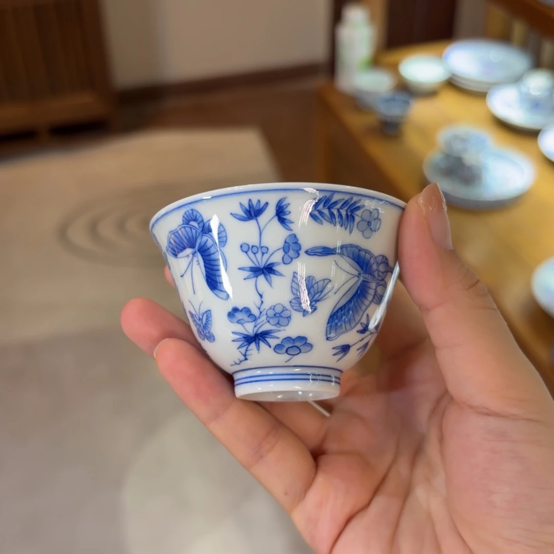 杯子…………………………………………