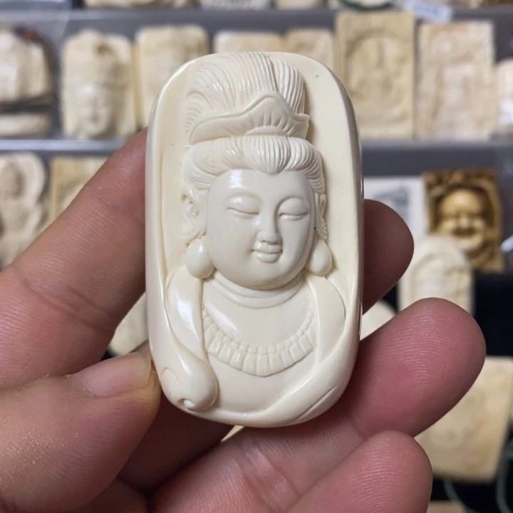 天然猛犸牙雕刻品