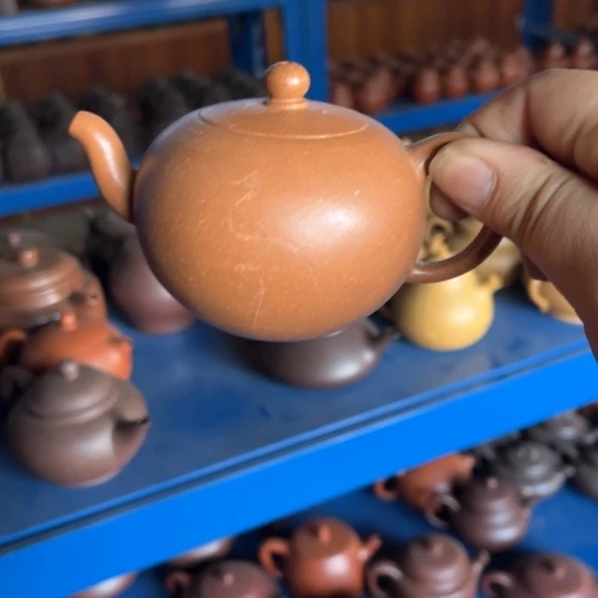 紫砂茶壶瑕疵………………