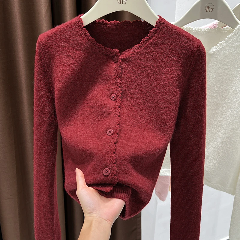 秋季新款红色高档贵气柔软垂感针织开衫2025圆领花边长袖毛针织衫