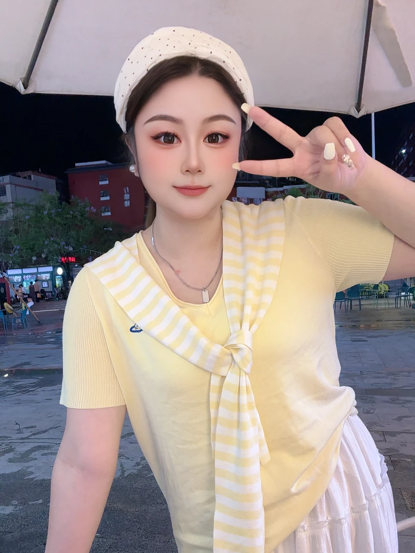 0477#大码薄款冰丝针织衫女2025夏季新款韩版侧边一粒扣T恤设计感